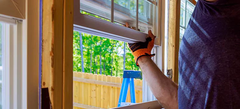 >Bay Window Curtain Rail Track in Winter Park, FL